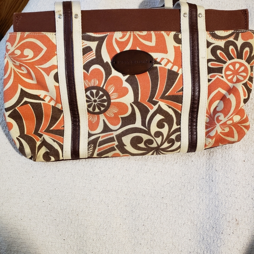 Tommy Hilfiger bag